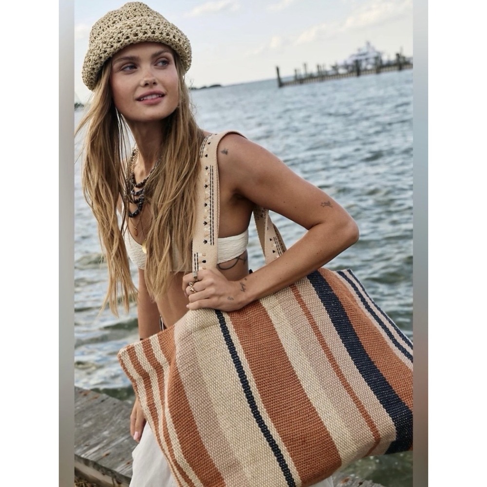 Free People Copacabana Striped Woven Tote Bag Natural Rust Navy NWTBoho Beach